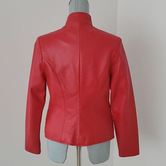Penny Howson | Vintage Leather Jacket - Picture 3 of 7